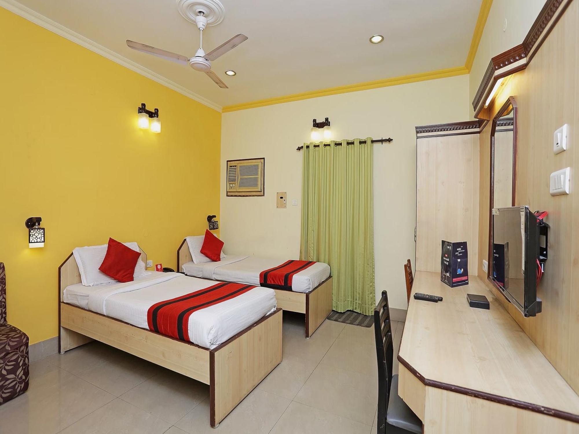 Homely Raj Calcutta Extérieur photo